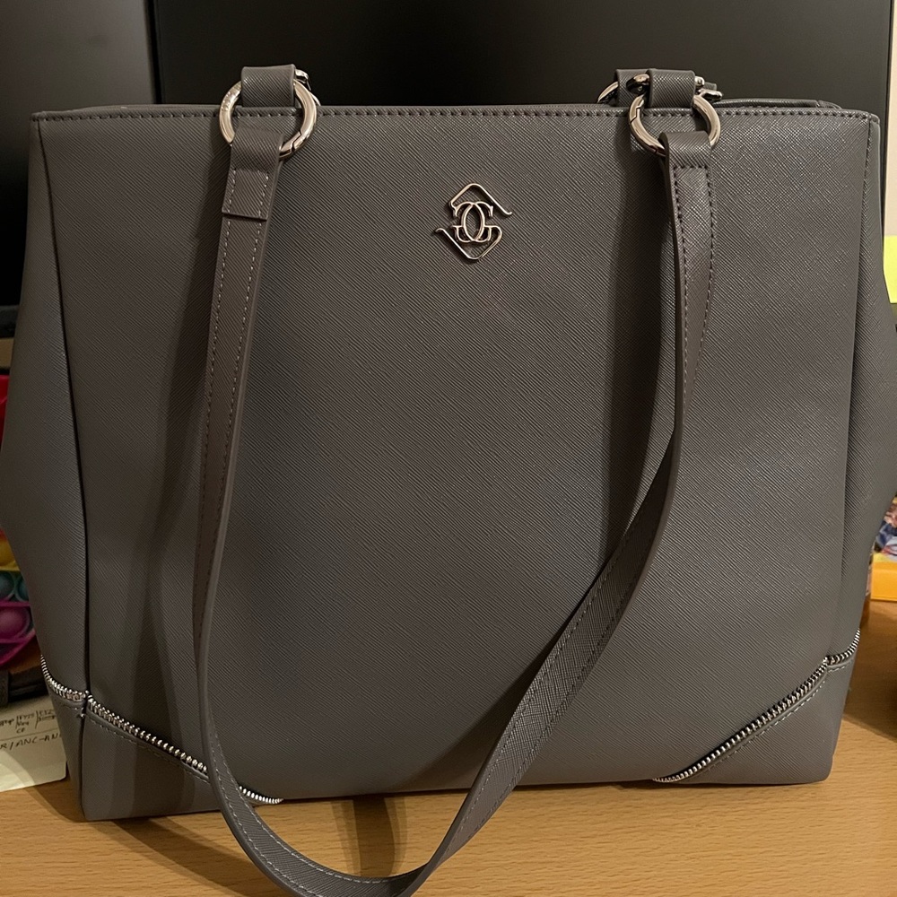 Medium Michelle Tote Bag by Glass Ladder & Co.